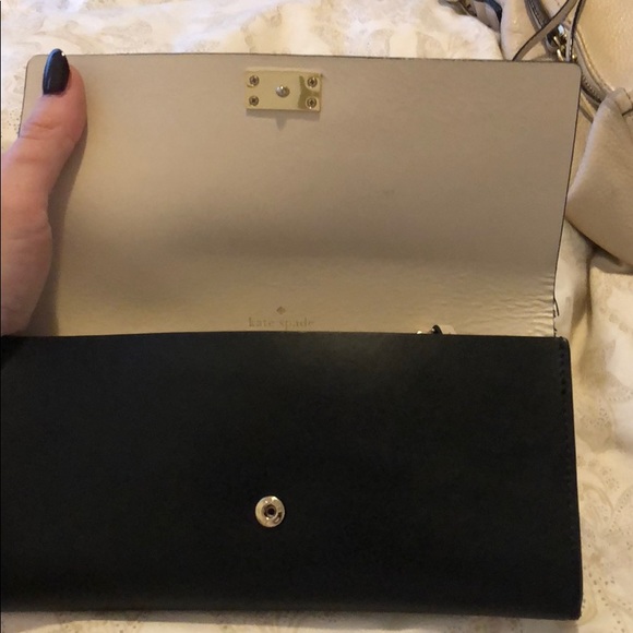 Kate Spade wallet - Picture 2 of 3